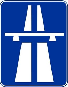 Czy na drodze tak oznakowanej, jadąc za pojazdem , który porusza się z prędkością 80 km/h, wymagane jest zachowanie minimalnego odstępu od niego co najmniej 40 m ?.